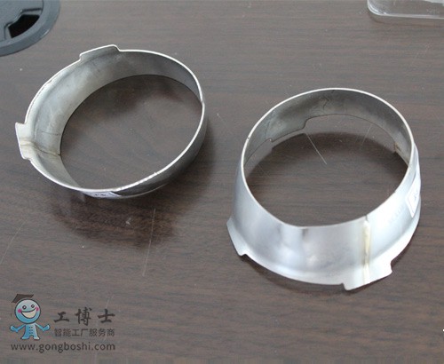 頂置式三維光纖激光切割機