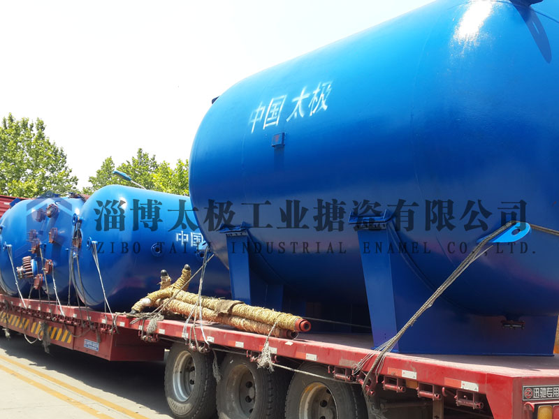 搪玻璃反應(yīng)釜刷漆除銹前要做好的工作