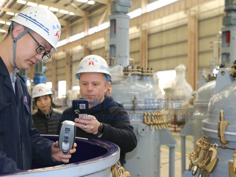 太極出口搪玻璃反應(yīng)釜高分通過國際嚴(yán)苛檢驗(yàn)