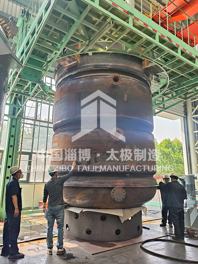 匠心淬煉，品質(zhì)無界！國外客戶定制的搪玻璃反應(yīng)釜全部一次性通過嚴(yán)苛質(zhì)檢